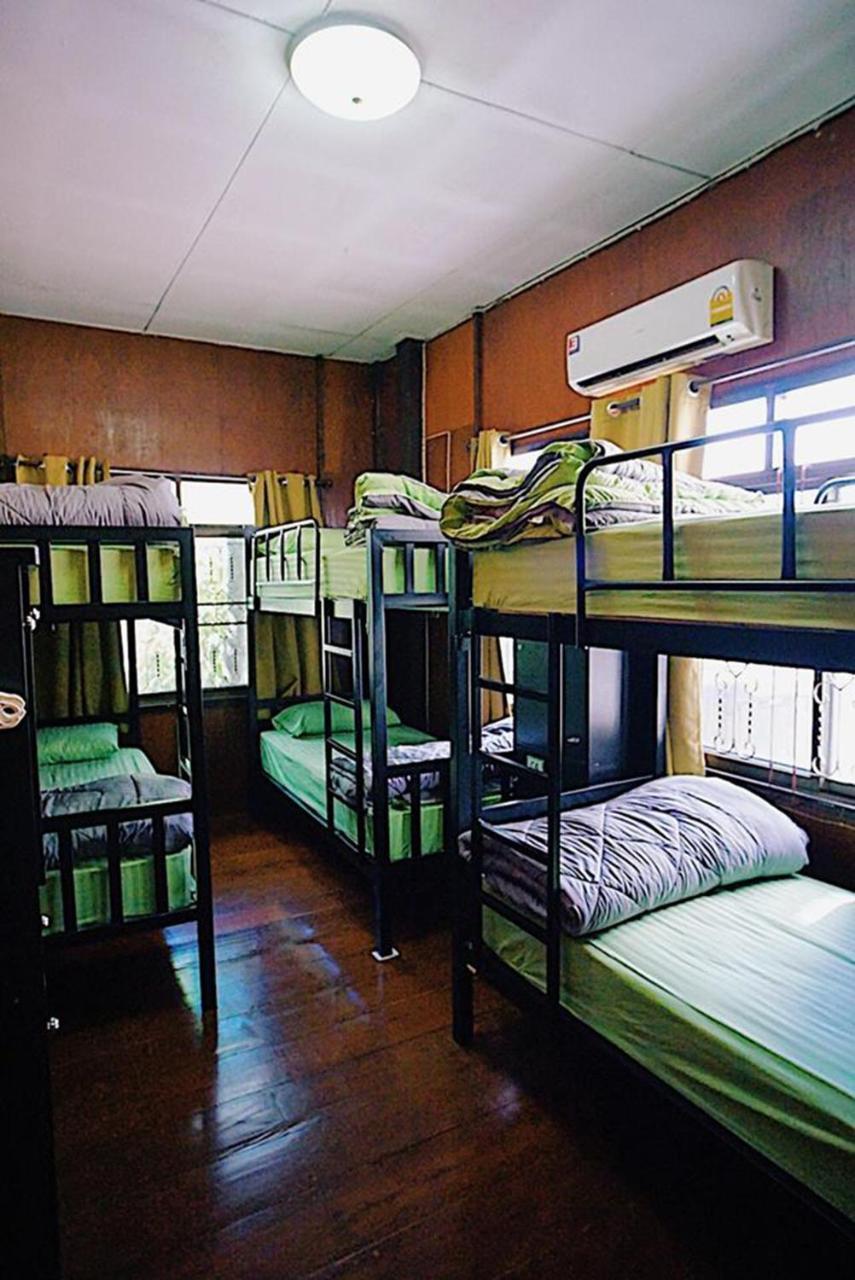 Oh My Bed Chiang Mai Hostel Екстериор снимка